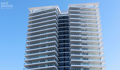 Venta De Apartamento Esquinero, Torre One I, Roosevelt, Punta Del Este.