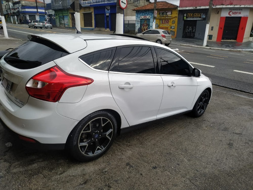Ford Focus 2.0 Titanium Flex Powershift 5p