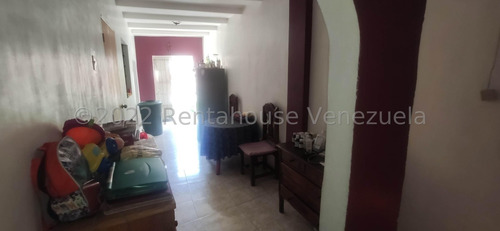 Imagen 9 de 14 de Casa En Venta En Sarria Mls#22-15635 Wilfredo Bazán