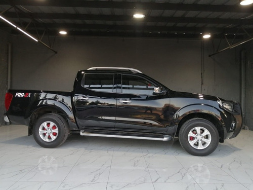 Imagen 3 de 11 de Nissan Np300 Frontier 2016 2.5 Le Aa Mt