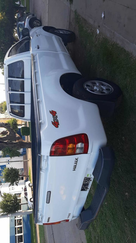 Toyota Hilux 2.5 Cover Cab Simple 4x4 Aberturas 2011