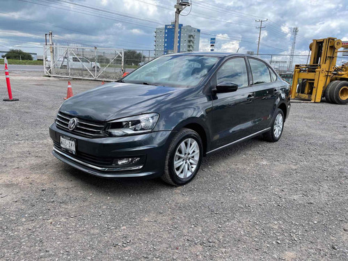 Imagen 1 de 8 de Volkswagen Vento 2017 1.6 Confortline Mt