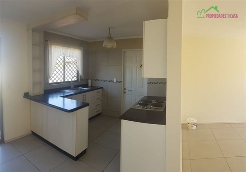 Imagen 6 de 17 de Casa En Arriendo De 4 Dorm. En El Monte