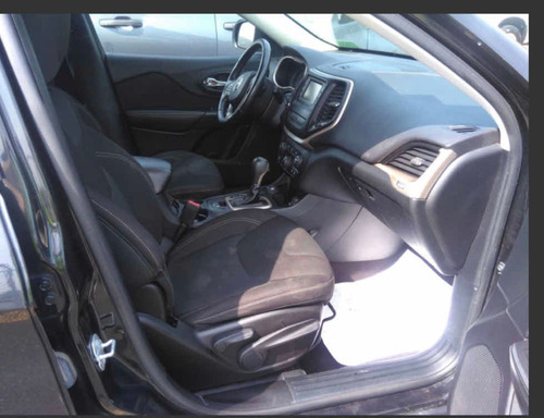 Imagen 4 de 15 de 2018 Jeep Cherokee Sport