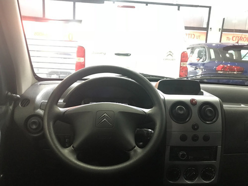 Imagen 20 de 24 de Berlingo Furgon Mixta Nafta 0 Km