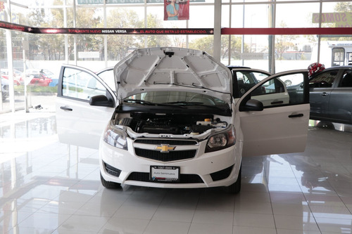Imagen 5 de 15 de Chevrolet Aveo 2018 1.6 Ls Mt