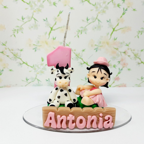 Imagem 3 de 5 de Vela Topo De Bolo Personalizado Em Biscuit Fazendinha Rosa