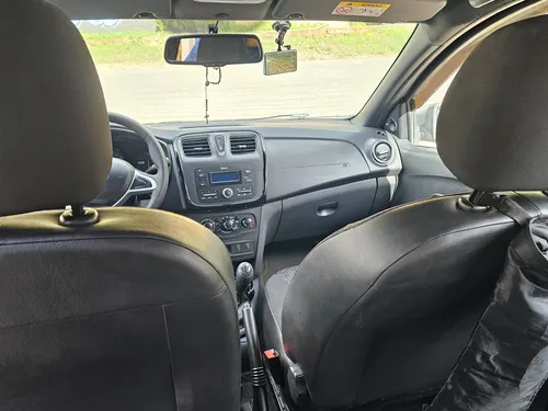 Renault Logan 1.6 Life