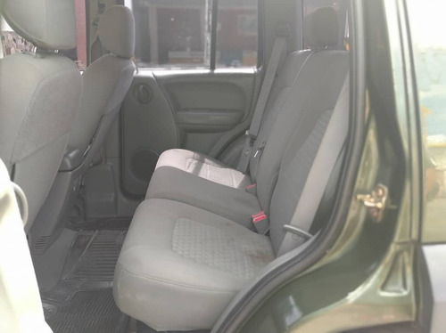 Imagen 8 de 11 de Jeep Cherokee Liberty Kj Sincronica 4x4