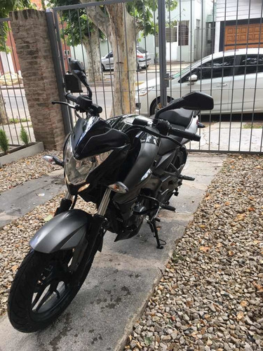 Bajaj Rouser Ns200