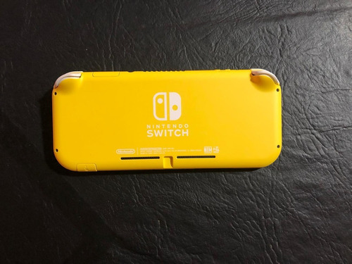 Nintendo Switch Lite Amarilla+ Funda+ 64 Gb Extra