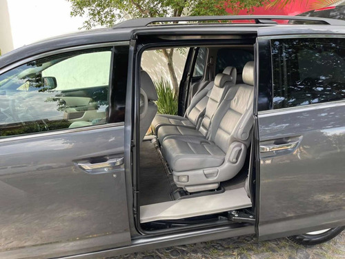 Imagen 7 de 10 de Honda Odyssey 2011 3.5 Touring Minivan Cd Qc Dvd At