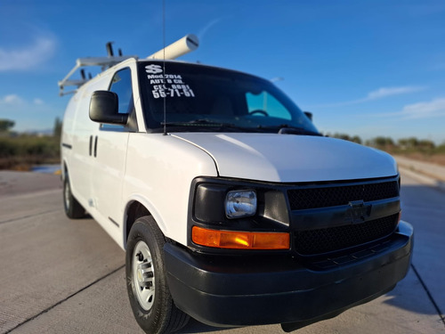 Chevrolet Express 4.8 Passenger Van Ls 8 Pas Mt