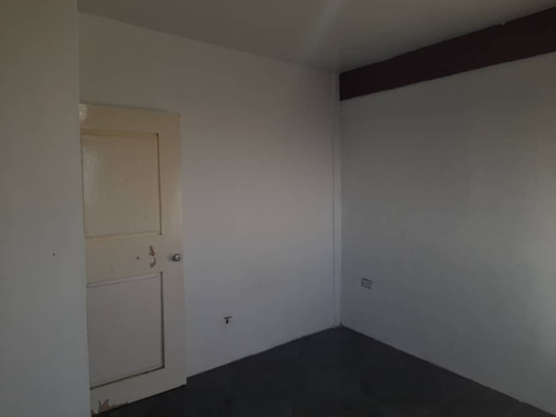 Imagen 6 de 14 de Casa Para Alquilar Urbanización Altos De Corralito Carrizal
