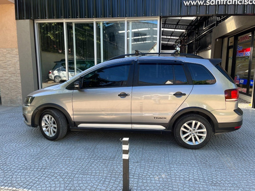 Imagen 9 de 24 de Volkswagen Suran 1.6 Track