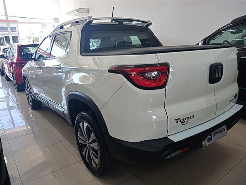 Imagem 4 de 10 de Toro 2.0 16v Turbo Diesel Volcano 4wd At9