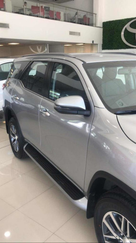 Toyota Hilux Sw4