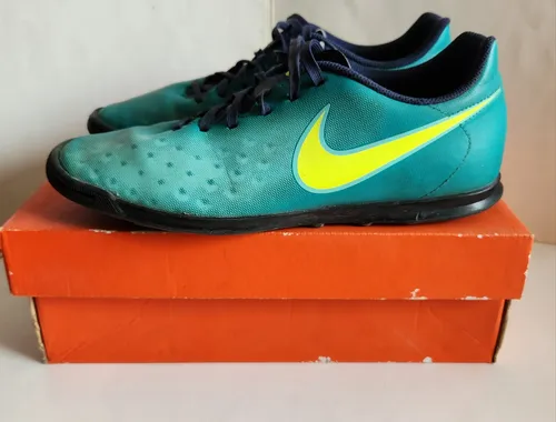 Nike verde clearance botines