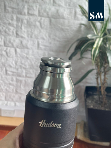 Termo Hudson Acero Negro 1 Litro De Acero Inoxidable 24hs