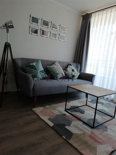 Departamento En Venta De 2 Dorm. En Santiago