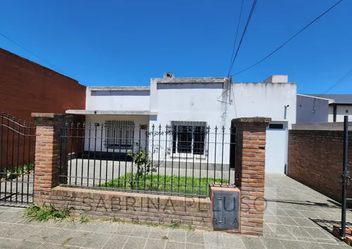 Casa En Venta En Pueblo Nuevo