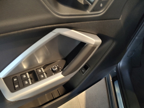 Audi Q3 2.0 40Tfsi Quattro Advance 180Cv