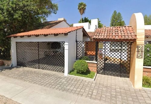 Incomparable Remate Bancario, Casa A La Venta En Jurica, Queretaro