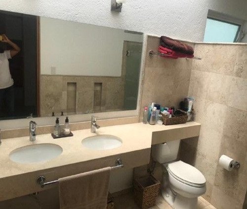 Residencia En Misión San Jerónimo, 4 Habitaciones, Estudio, Cto Serv, Jardín..