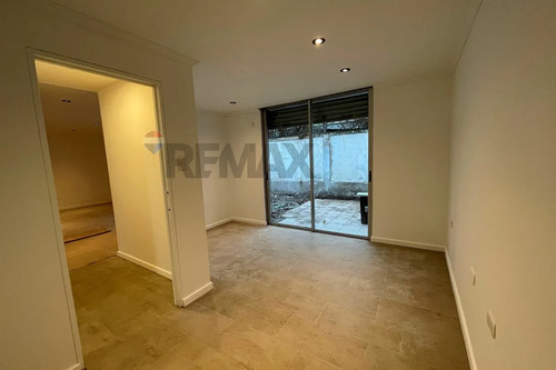 Arriendo De Local Comercial, Vitacura.