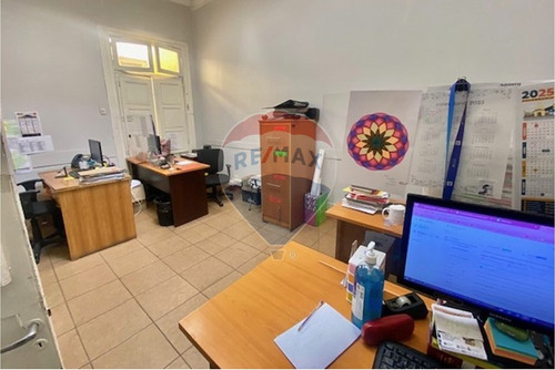 Oficina O Residencial En Recoleta