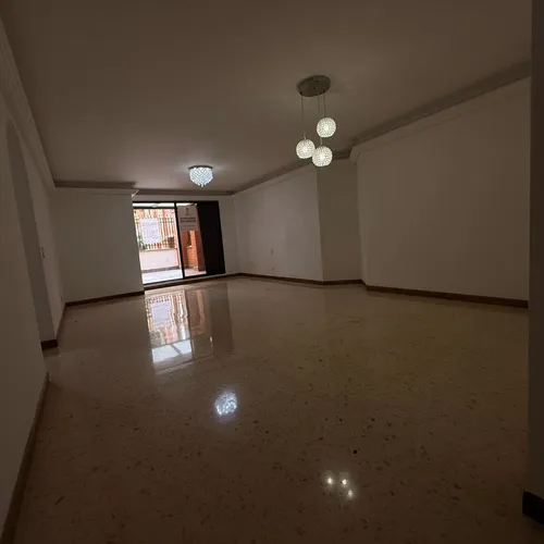 Se Arrienda Apartamento En Laureles