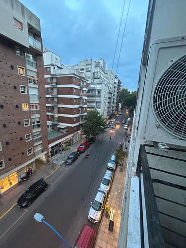 Departamento En Venta Zona Plaza Mitre, Mar Del Plata.