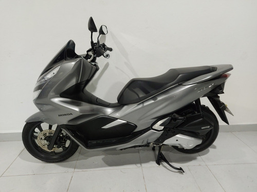 Imagem 6 de 9 de Honda Pcx 150 Prata 2019