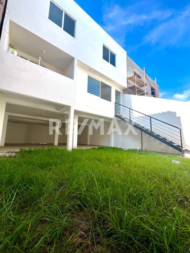 Venta Casa En Condominio, Querétaro