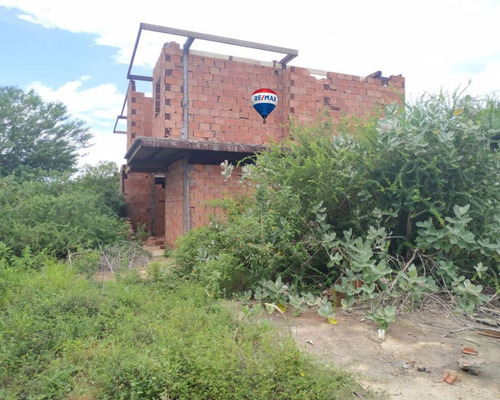 Re/max 2mil Vende, Terreno Con Bienhechuría, Guatamare, Arismendi, Isla De Margarita.