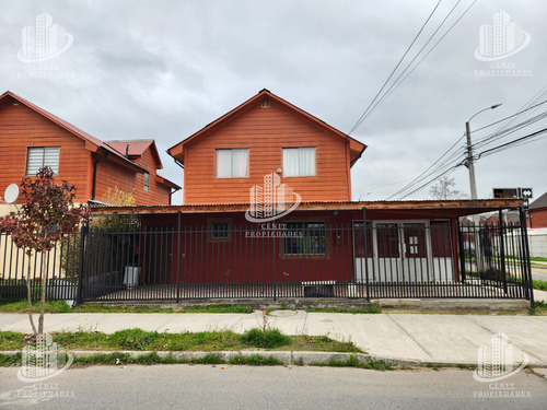 Casa En Venta En Bicentenario, Talca