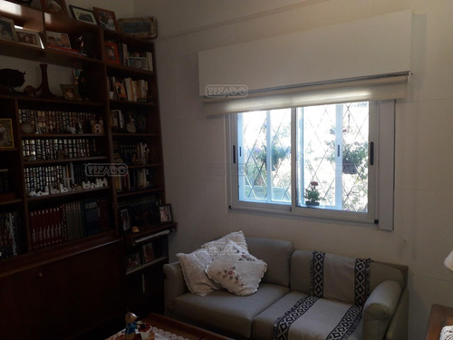 Casa Chalet En Venta Ubicado En Villa Urquiza, Capital Federal, Buenos Aires