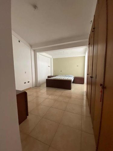 Hermosa Casa Bifamiliar Urb Teques Iii La Santa María