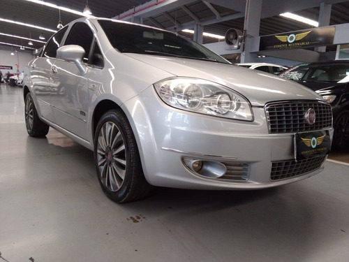 Fiat Linea 1.8 Essence 16v Flex 4p Automatizado