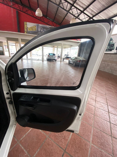 Imagen 7 de 12 de Fiat Fiorino Qubo Active 2012 1.4 Manual + Gnc