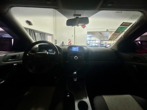 Ford Ranger DC 4X2 XL SAFETY 2.2L DSL