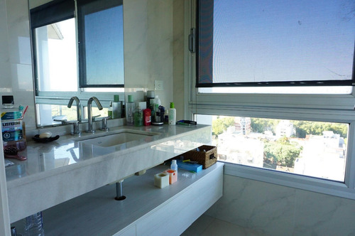 Excelente 3 Ambientes Con Cochera Piso 15. Imponente Vista