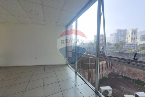 Oficina Área De La Salud