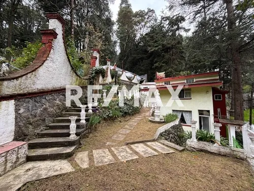 Casa En Venta En Desierto De Los Leones, Santa Rosa Xochiac
