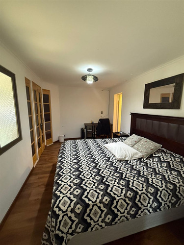 Casa En Condominio 3 Dormitorios 4 Baños Con Estacionamiento