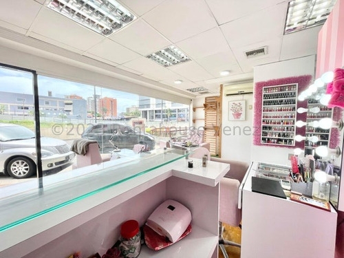 # 24-4163 Excelente Local Comercial En Venta En Barquisimeto Centro Eo