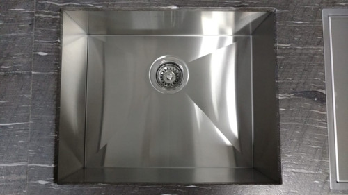 Cuba Inox Quadrada Gourmet Com Válvula 500 X 400