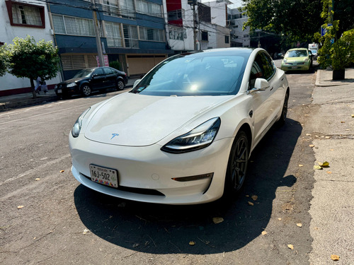 Tesla Model 3 Standar Range Autonomia Auto Pilot