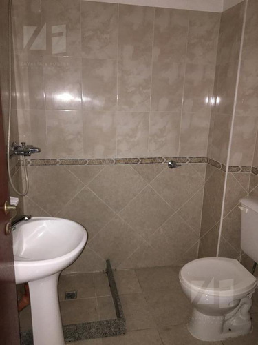 Venta Departamento En Pb Con 2 Patios, Escritura,
