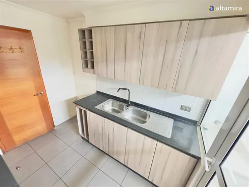 Departamento En Venta De 2 Dorm. En Iquique